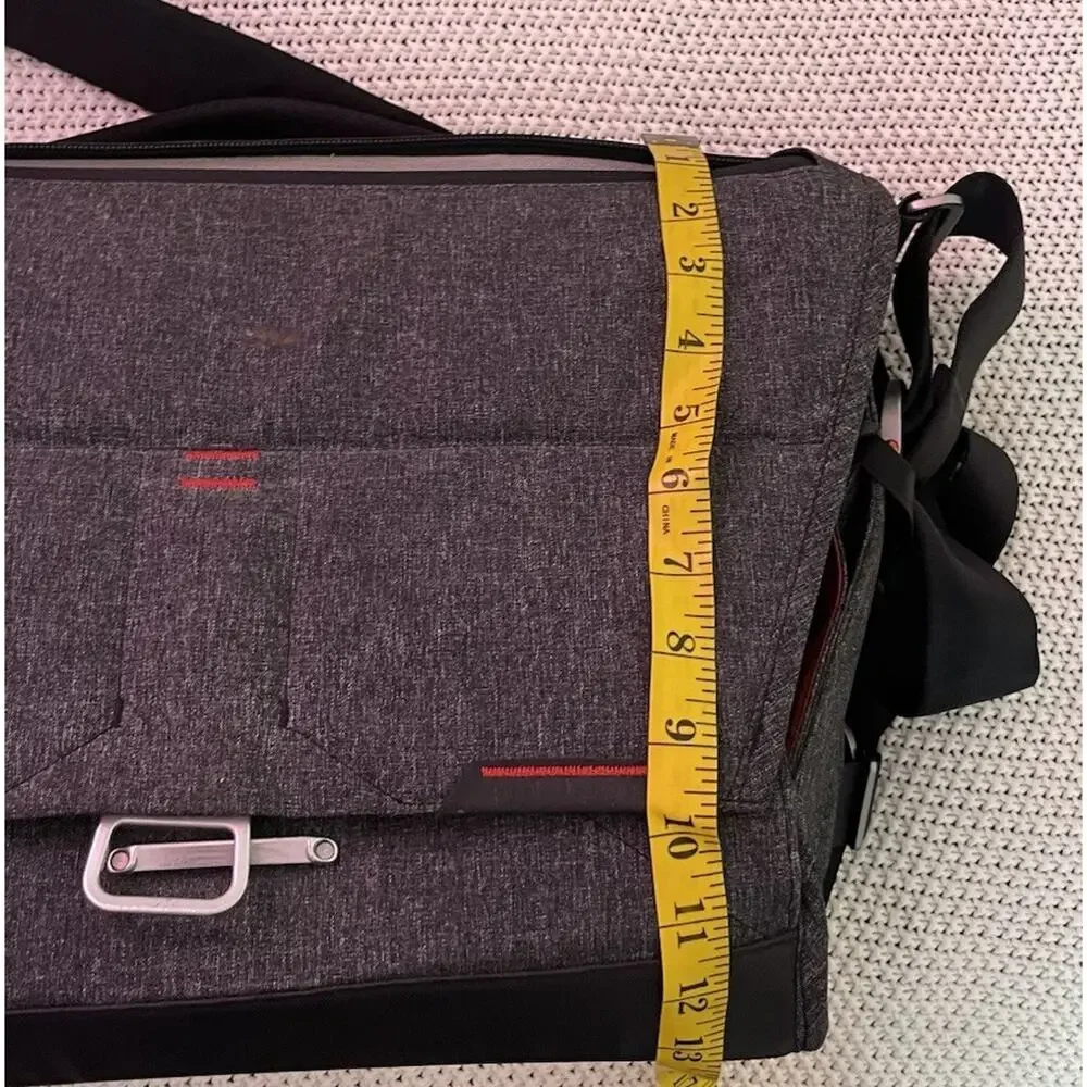 Peak Design Everyday Messenger V2 Camera Laptop Gray Bag/No Divider